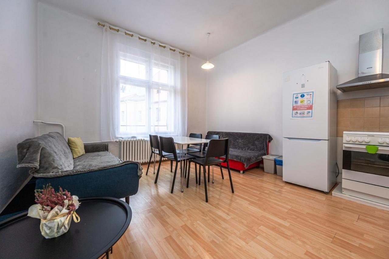 Apartments Safarikova 18 Praga Esterno foto