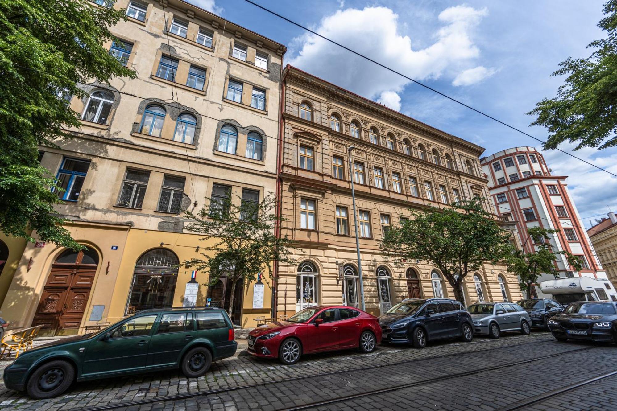 Apartments Safarikova 18 Praga Esterno foto